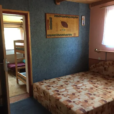 Horska Lada Guest house *